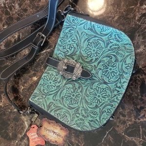 Embossed flowered Genuine Leather Western Purse  NWT!